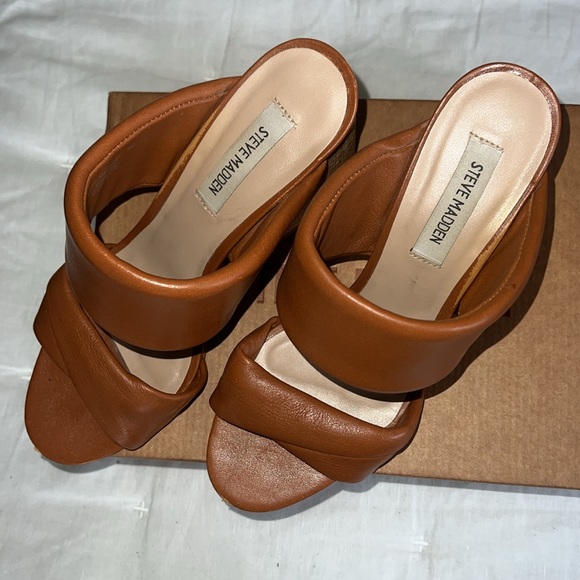 Steve Madden brown open heal sandal heal - Picture 4 of 6